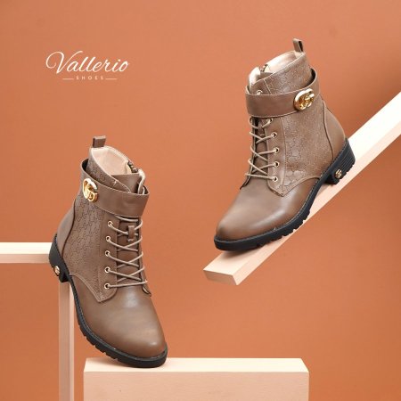 بوت GUCCI رباط - وسحاب جانبي