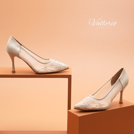 هيلز دانتيل كعب وسط