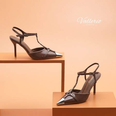 هيلز كعب عالي