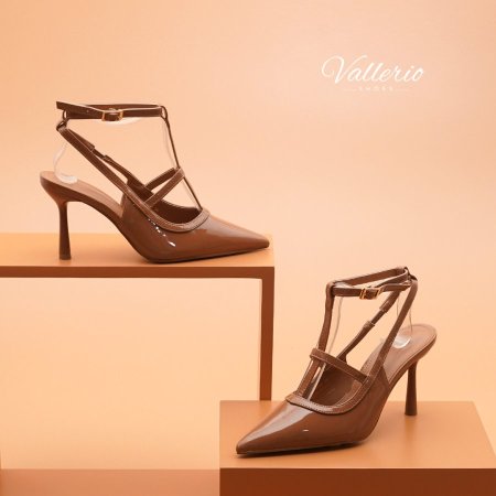 هيلز valentino كعب وسط