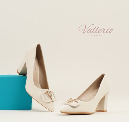 هيلز valentino - بيج