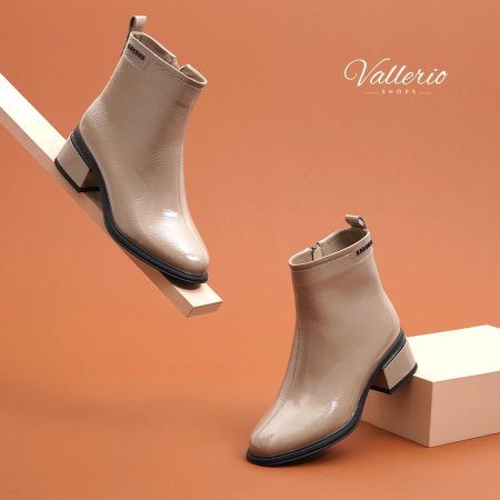 بوت كعب وسط - جلد لمعه