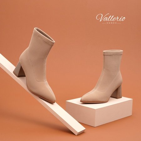 بوت كعب وسط - قماش ليكرا